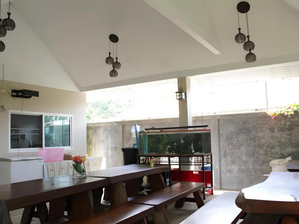 Rommai Rimnaam Resort Ranong Buitenkant foto