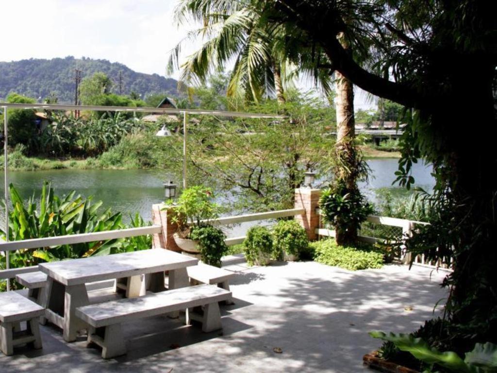 Rommai Rimnaam Resort Ranong Buitenkant foto