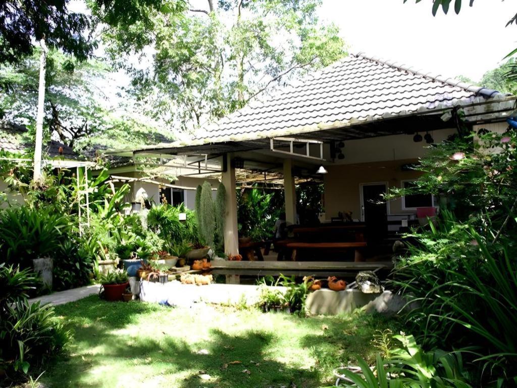 Rommai Rimnaam Resort Ranong Buitenkant foto