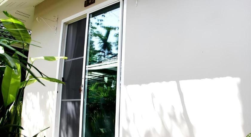 Rommai Rimnaam Resort Ranong Buitenkant foto